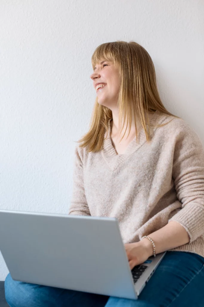 freiberufliche Copywriterin schreibt Mailsequenz für Heilpraktiker